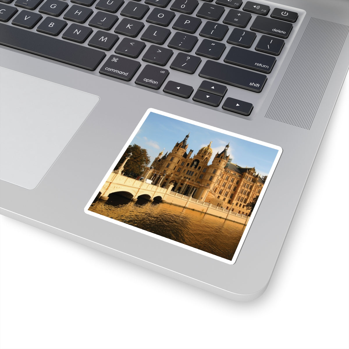 Elegant Castle Kiss-Cut Stickers – Perfect for Travel Enthusiasts and Home Decor