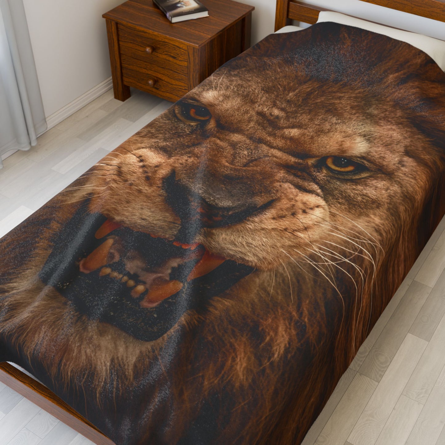 Lion Velveteen Plush Blanket