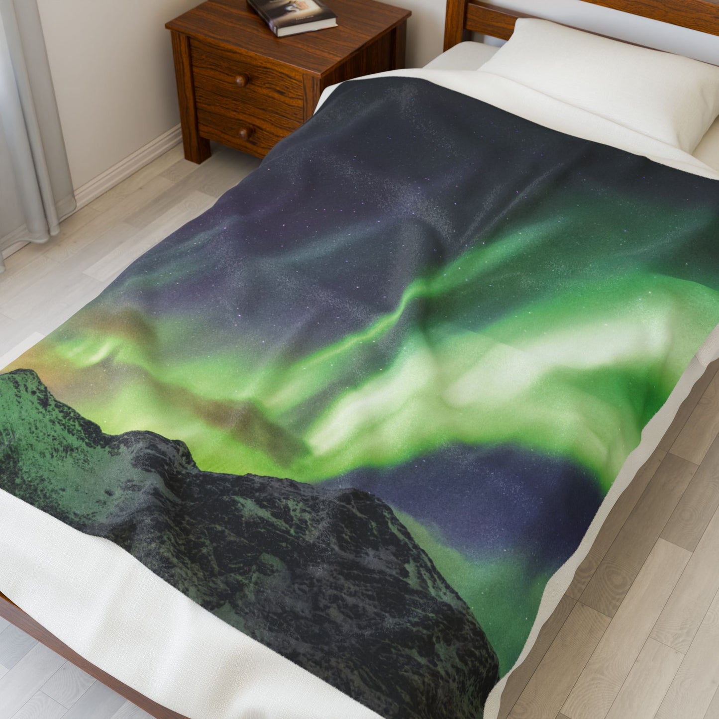 Northern Lights Velveteen Plush Blanket