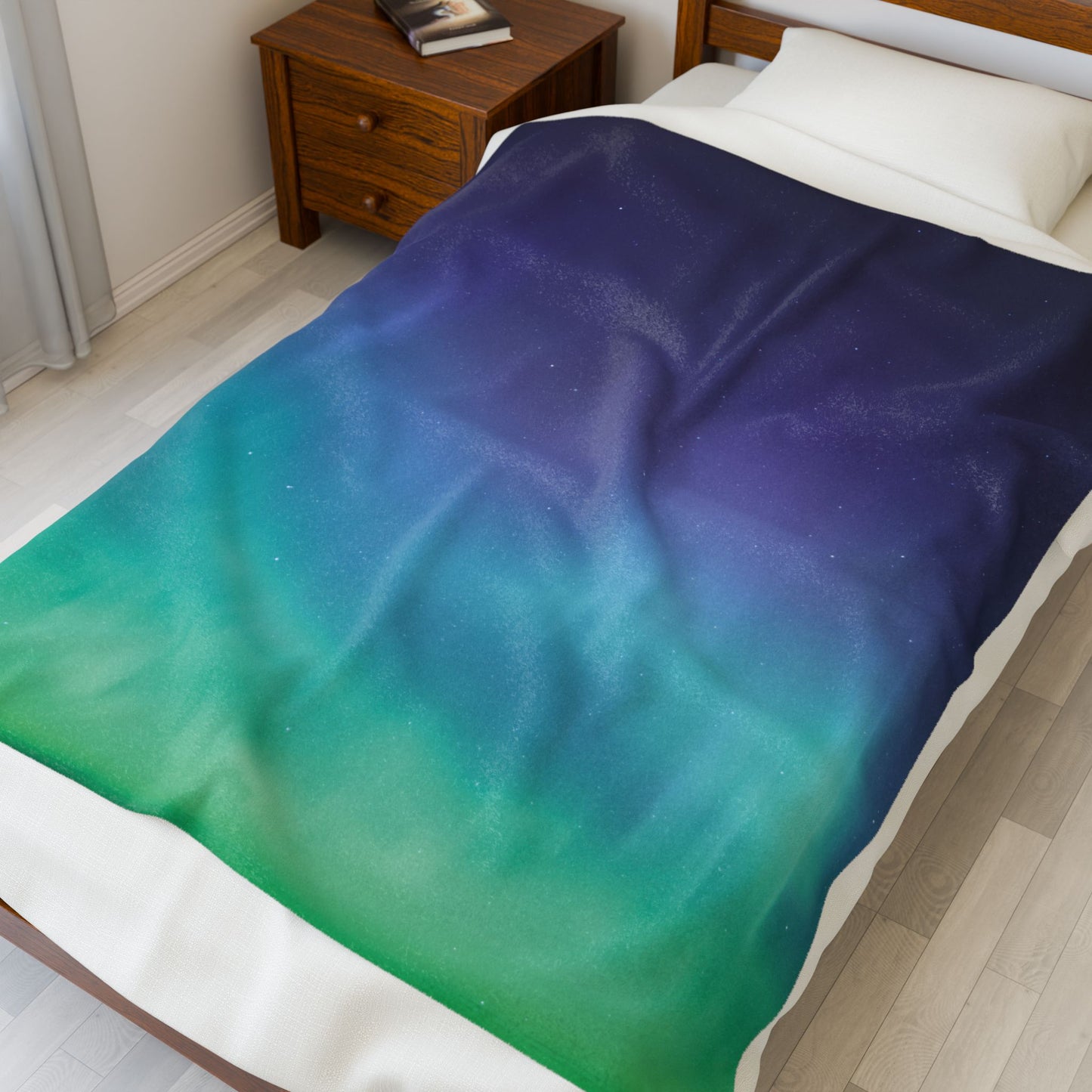 The Northern Lights Velveteen Plush Blanket